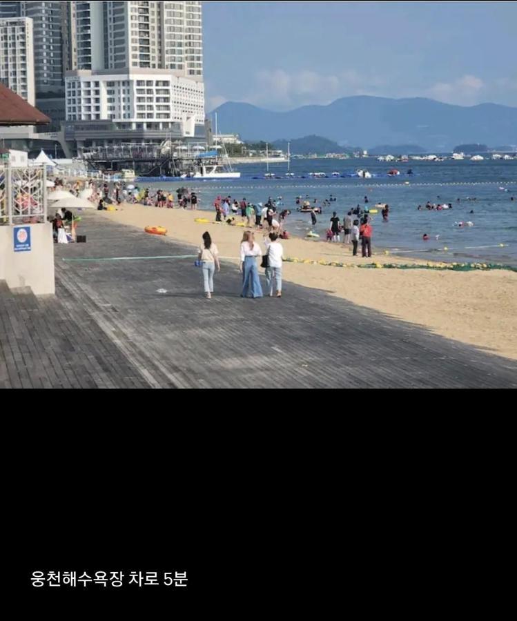 Aparthotel Lotte Castle Marina Yeosu Esterno foto